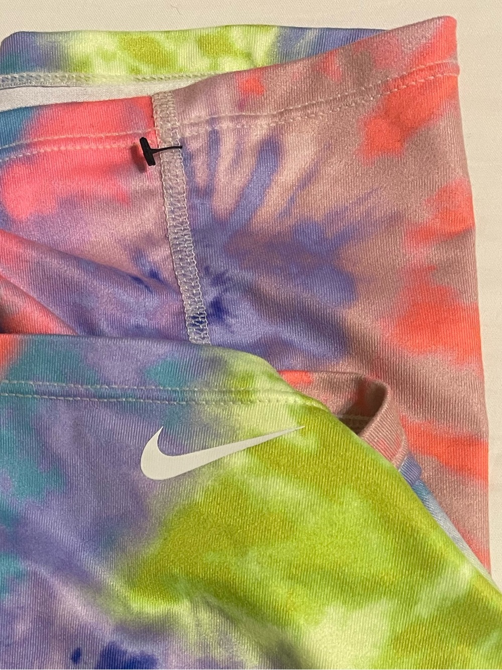 Tie-Dye Nike gaiter